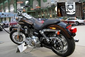 Harley-Davidson FXDC Dyna Super Glide Signed by the Pontiff