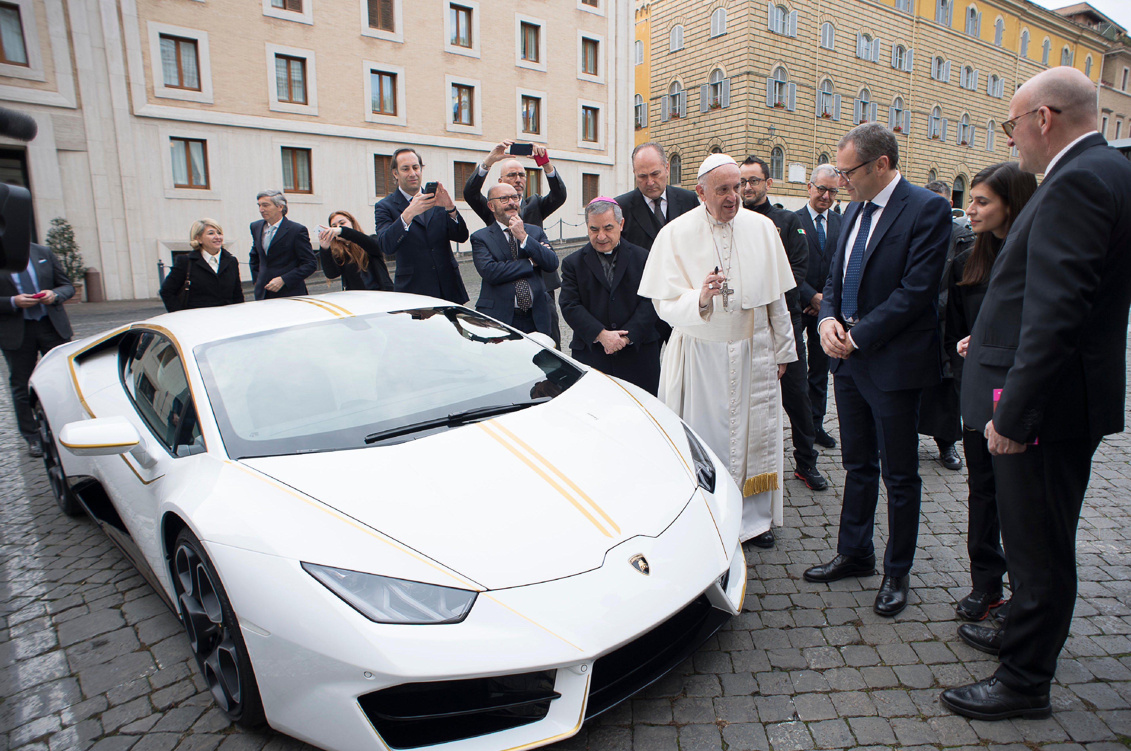 Lamborghini Huracán Pope Francis